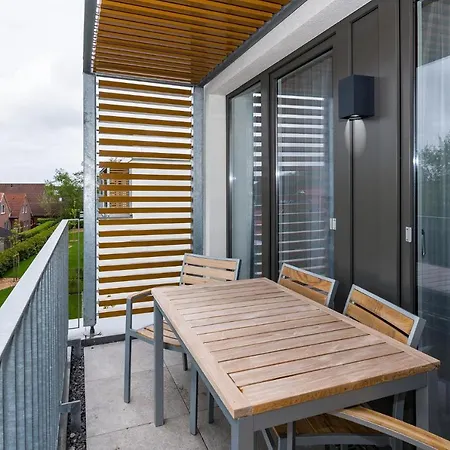 Deichhaeuser Anna Kueste Deichhaeuser Anna Kueste 6-30 * Bensersiel