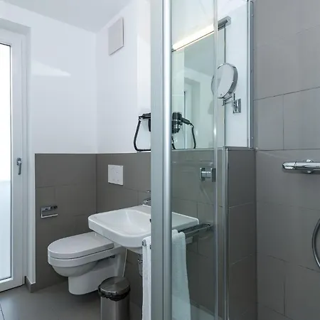 Deichhaeuser Anna Kueste Deichhaeuser Anna Kueste 6-30 * Bensersiel